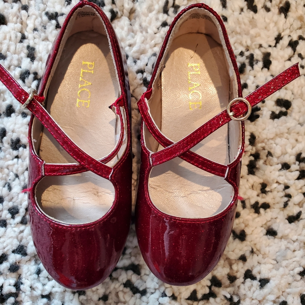 Children's place red shoe size 8
